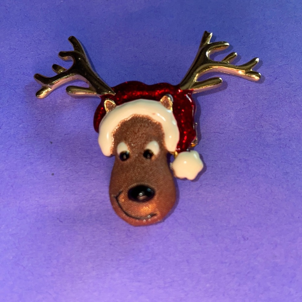 Bancroft Reindeer pin
